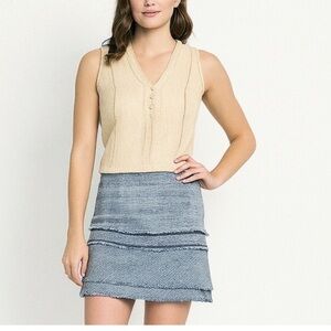 Joie Ivory Beige Silk Sleeveless Printed top Size Small